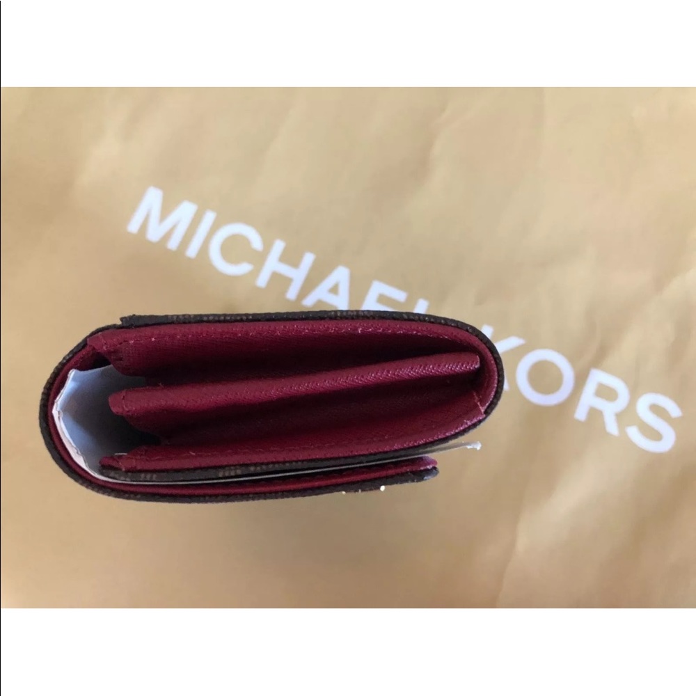 Michael Kors callie MK signature walletbrowncherry - Picture 5 of 6